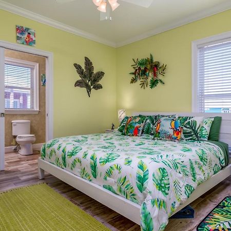 Awake On The Gulf: Stargazing Beachfront Retreat Dauphin Island Exterior photo